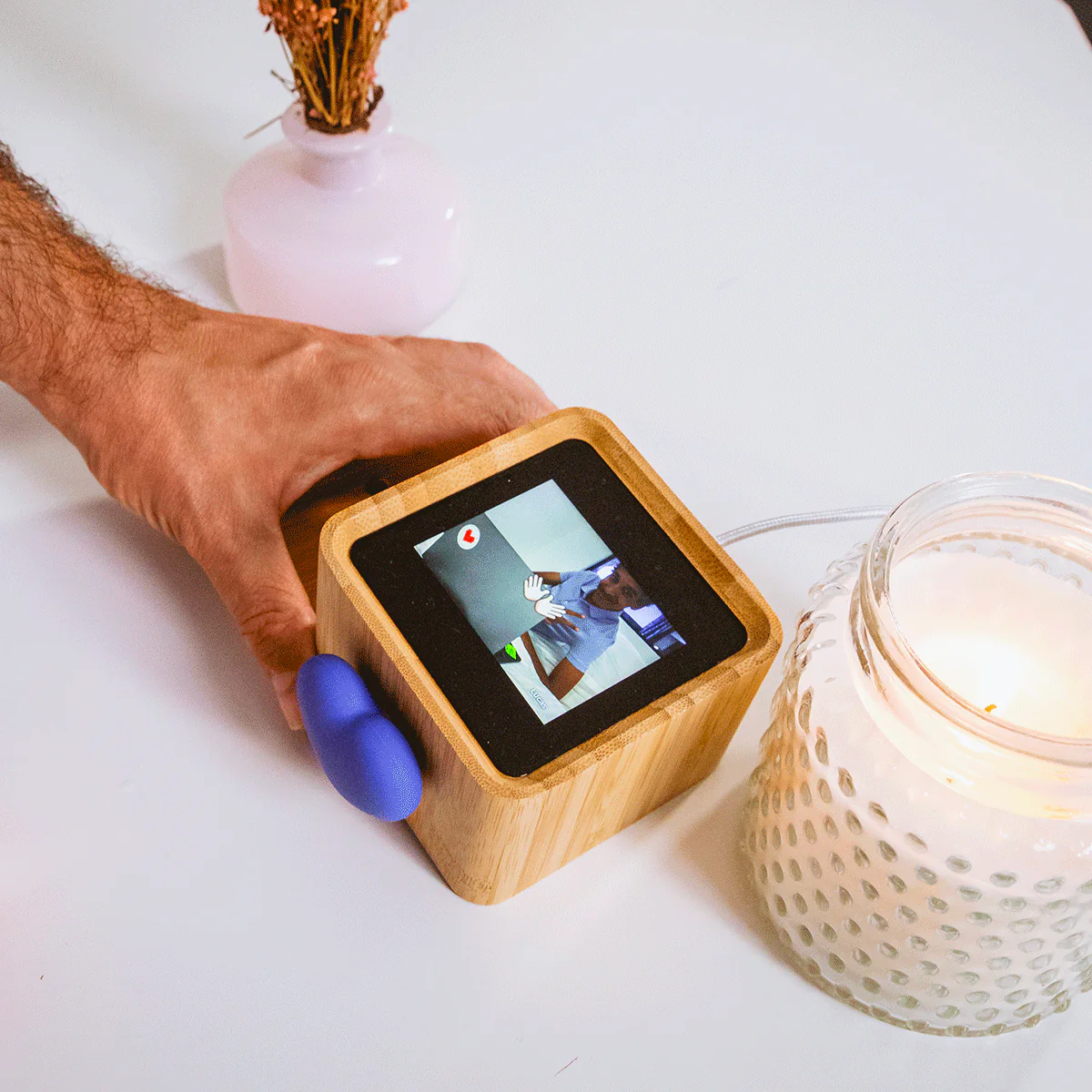 Blue Tender Spinny Magnet - Image 4