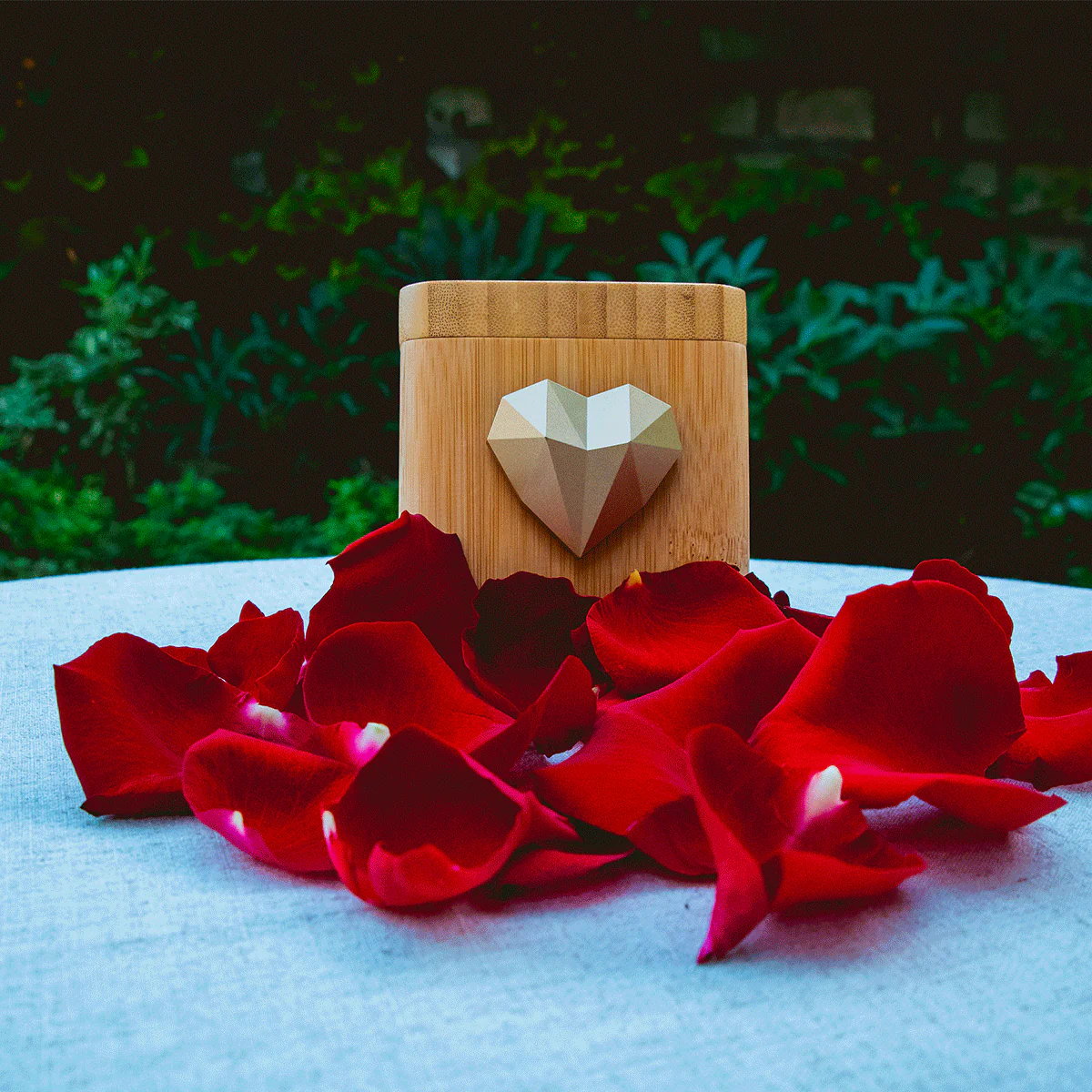 Precious Spinny Magnet - Image 5